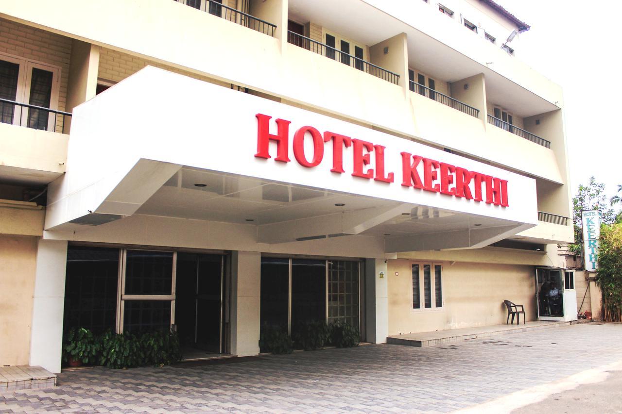 Keerthi Hotel Thiruvananthapuram Luaran gambar