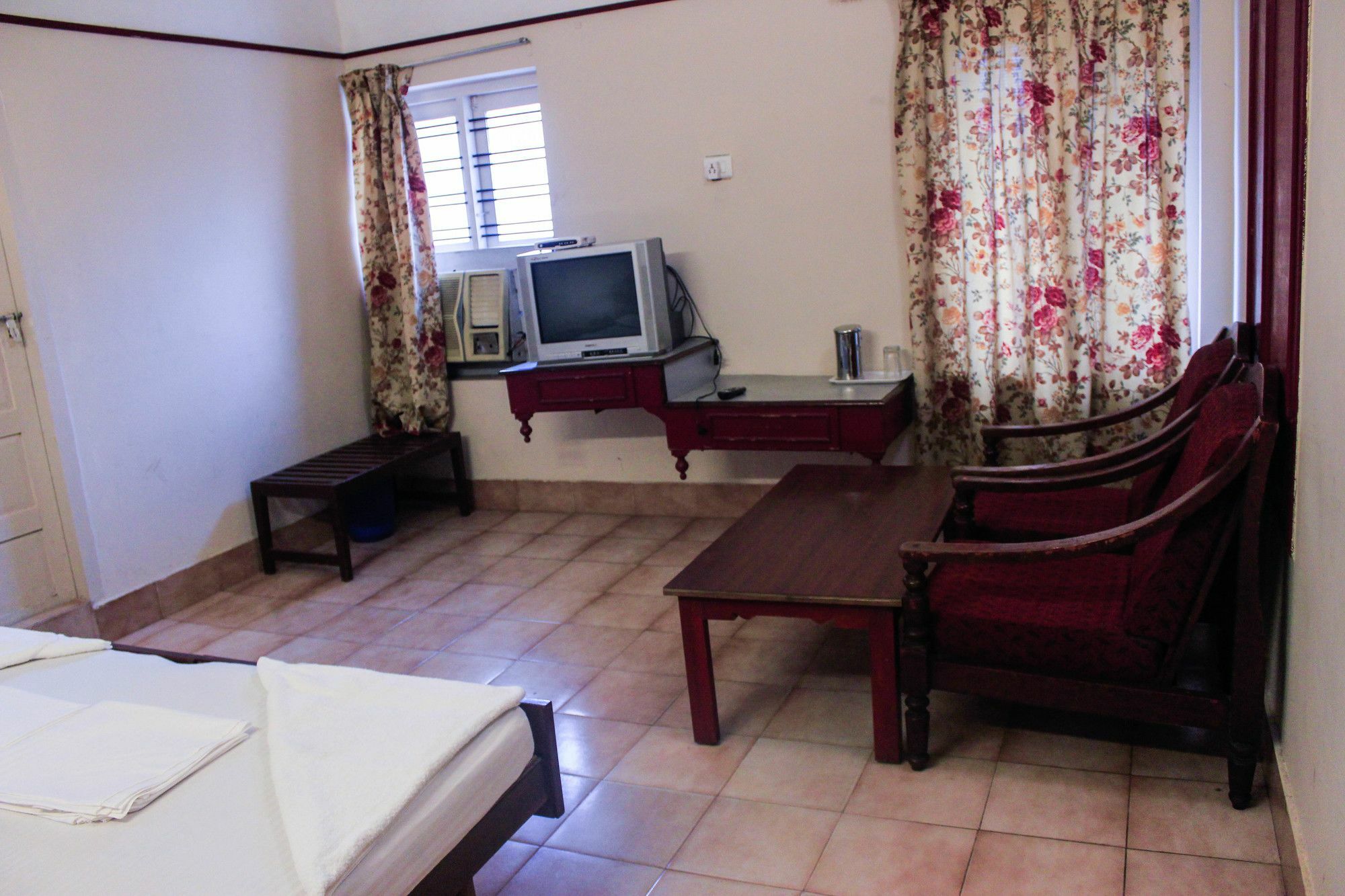 Keerthi Hotel Thiruvananthapuram Luaran gambar