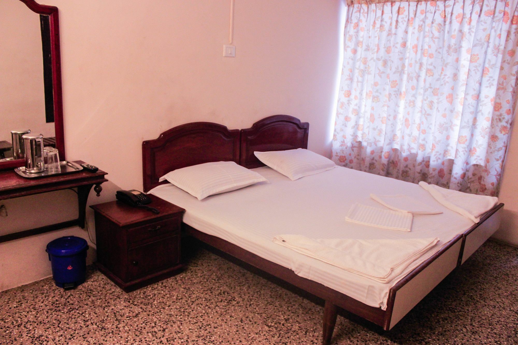 Keerthi Hotel Thiruvananthapuram Luaran gambar